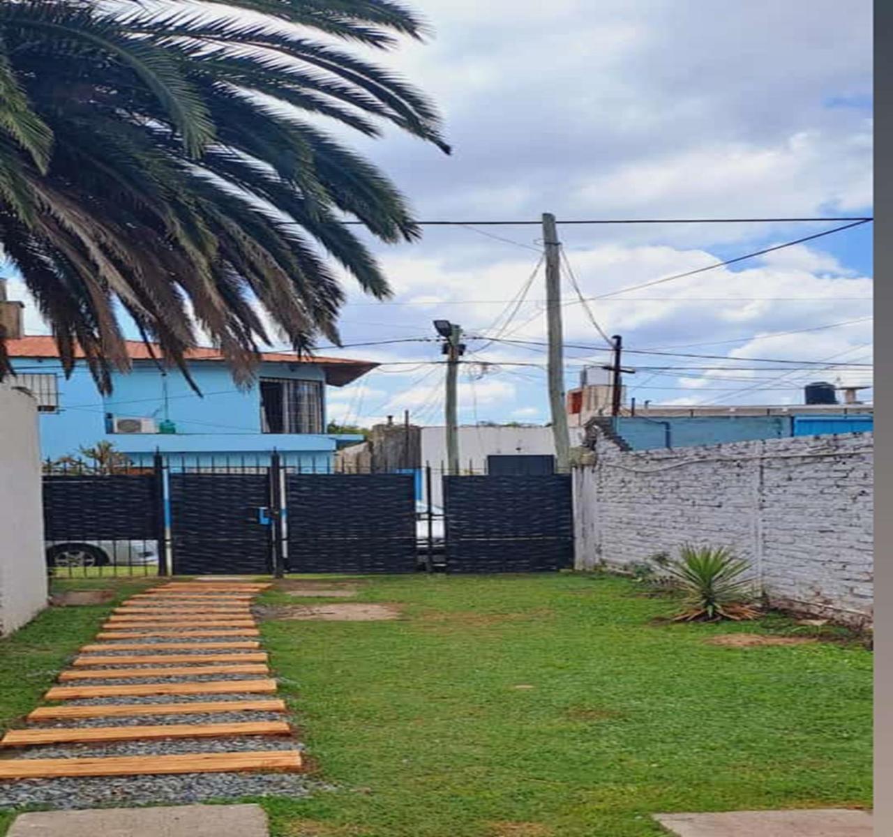 Hostal La Palmera Ezeiza Luaran gambar